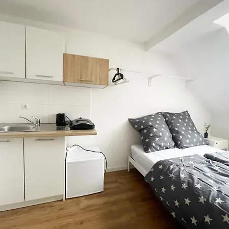 Wunder Schöne Ferienunterkunft Mitten Im Zentrum Von Apartment *